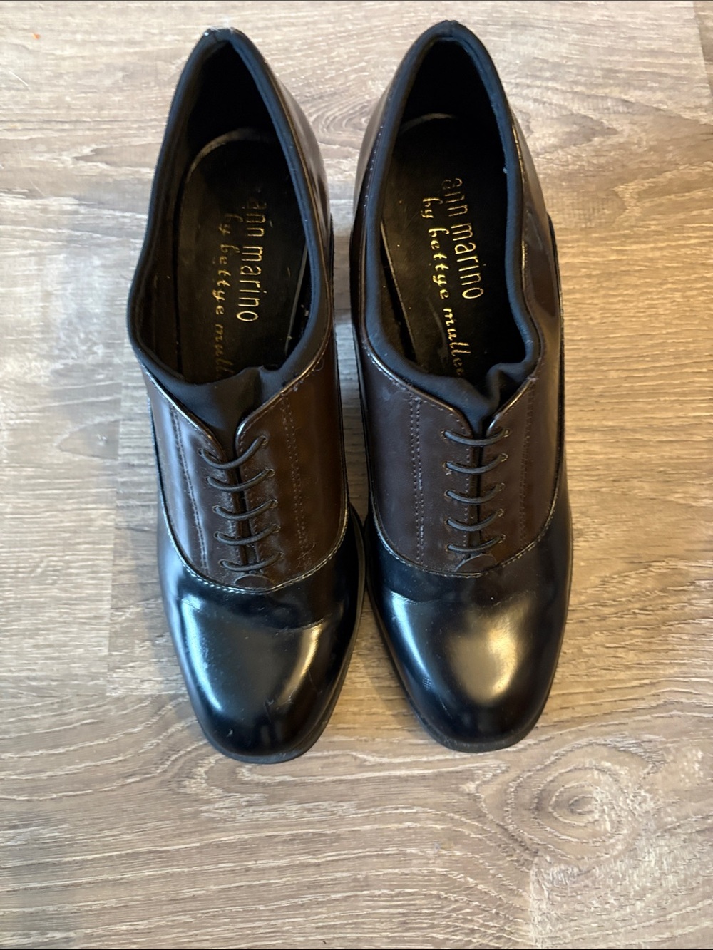 Ann Marino Brown and Black Two-Tone Heeled Lace-Up shoe/Boots